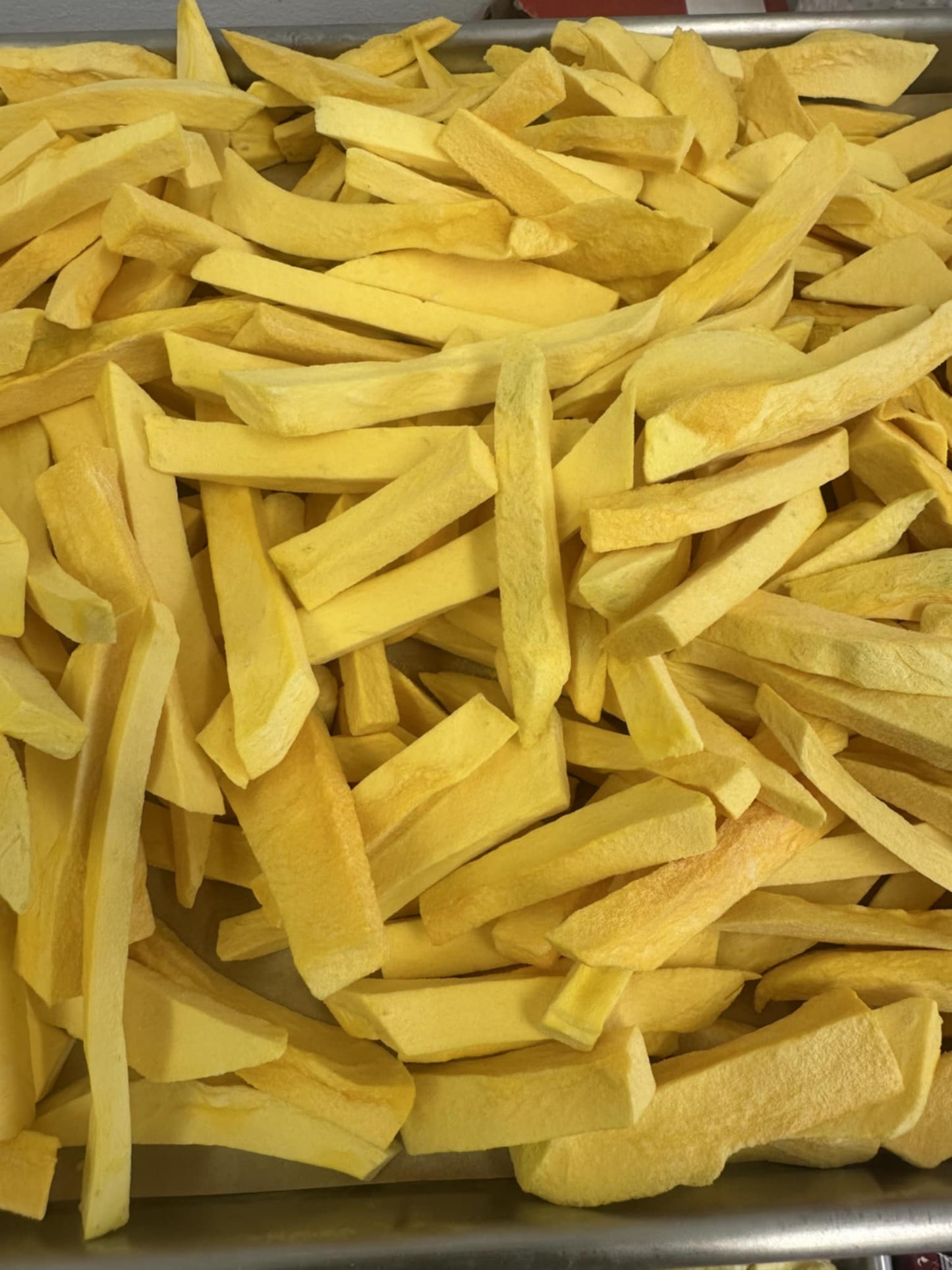 FREEZY MANGO-FREEZE DRIED MANGO SLICES